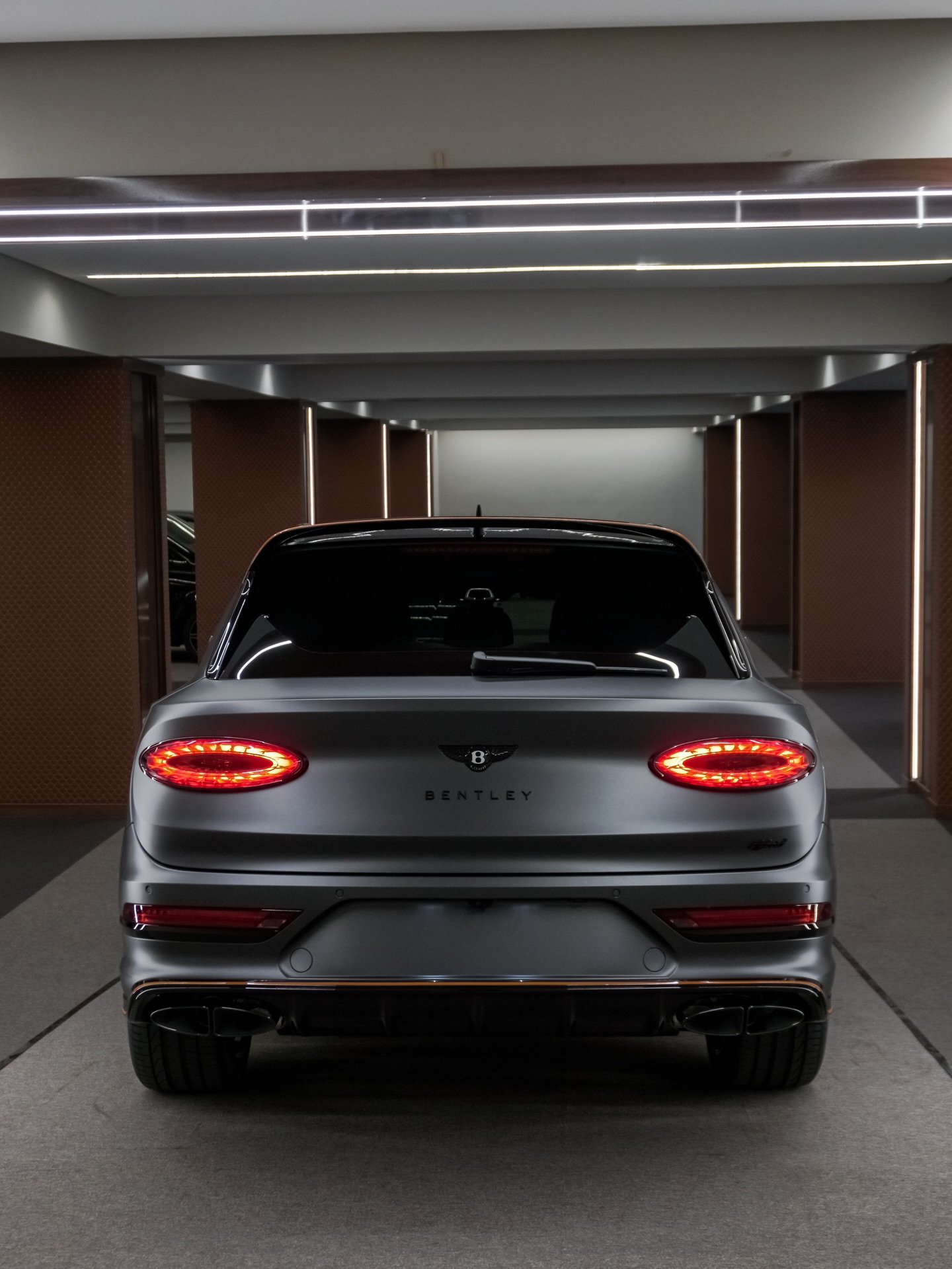 Bentley Bentayga Black Edition